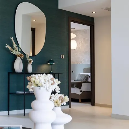 Omigna Apart-hotel 5*