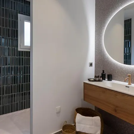 Résidence Omigna, Spacious Luxury Apartments, Cargese, Corse Du Sud *