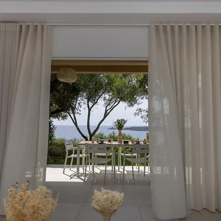 Residence Omigna, Spacious Luxury Apartments, Sea View, Pool, Gym, Calm, Free Private Parking, Free Electric Vehicle Charging, Cargese, Corse Du Sud Apartman *
