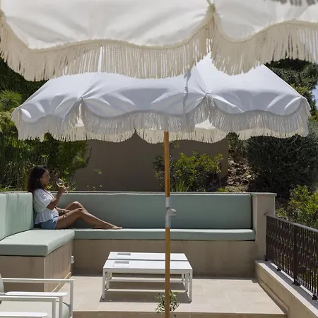 Residence Omigna, Spacious Luxury Apartments, Sea View, Pool, Gym, Calm, Free Private Parking, Free Electric Vehicle Charging, Cargese, Corse Du Sud Cargèse