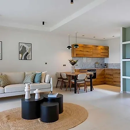 Résidence Omigna, Spacious Luxury Apartments, Cargese, Corse Du Sud Apartamento