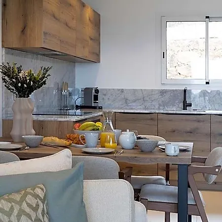 Résidence Omigna, Spacious Luxury Apartments, Cargese, Corse Du Sud * Cargèse